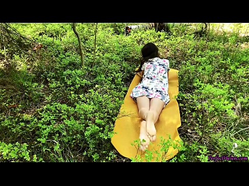 ❤️ Uno sconosciuto su Tinder mi masturba la figa e scopa appassionatamente nel bosco ❤️❌ Video di sessoal it.porngifer.ru ❌️❤